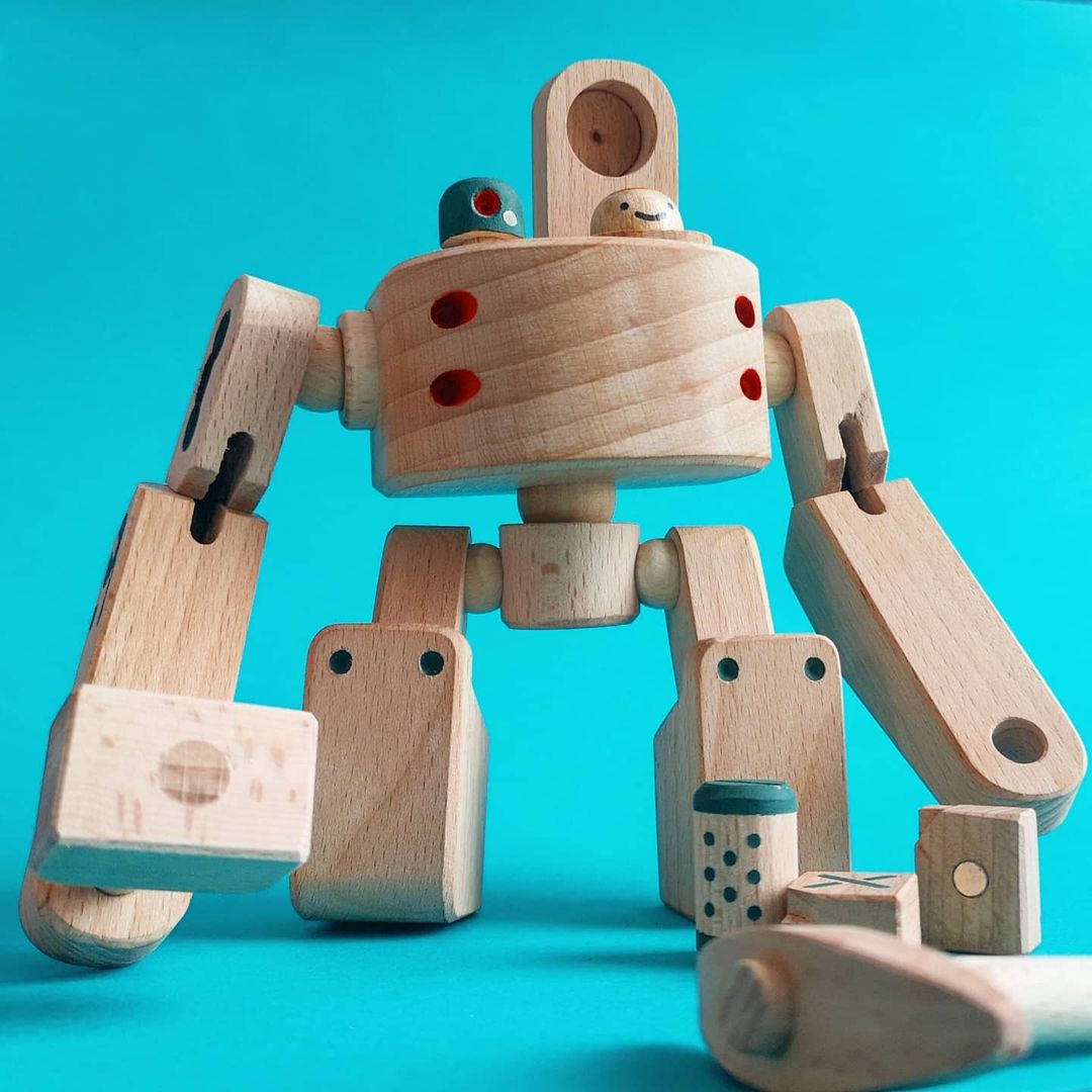 Robot en bois à offrir à Noël